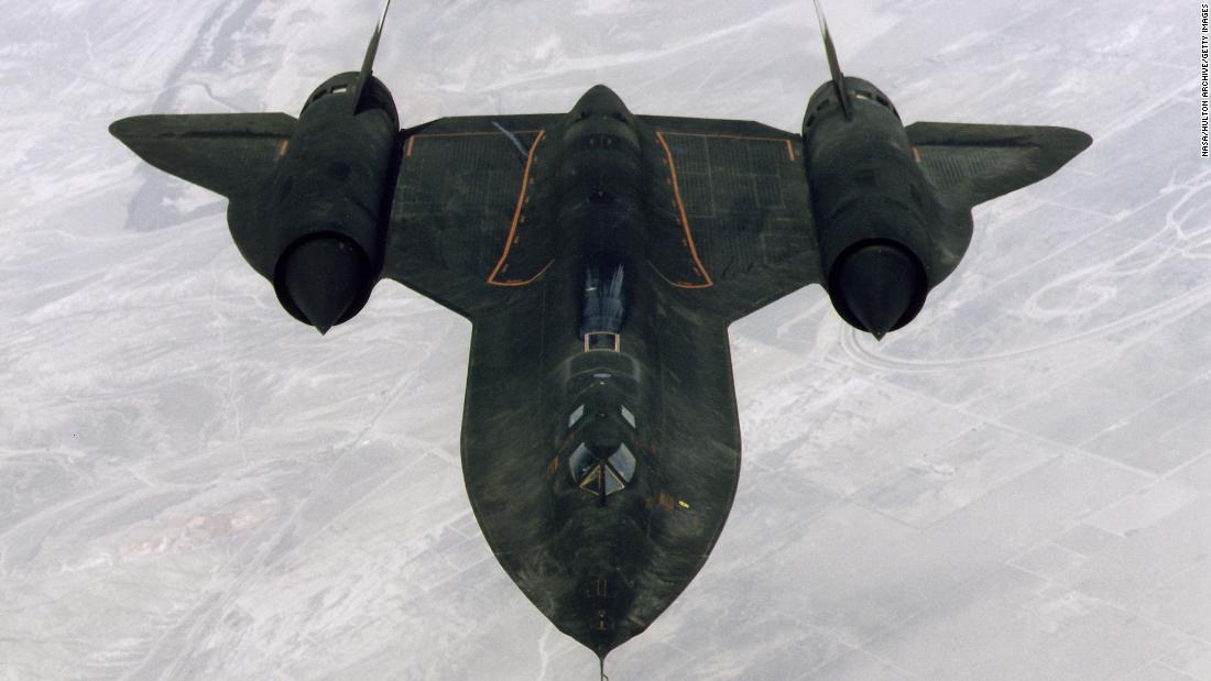 SR-71 Blackbird: The Cold War spy plane that&#39;s still the world&#39;s fastest airplane - CNN Style